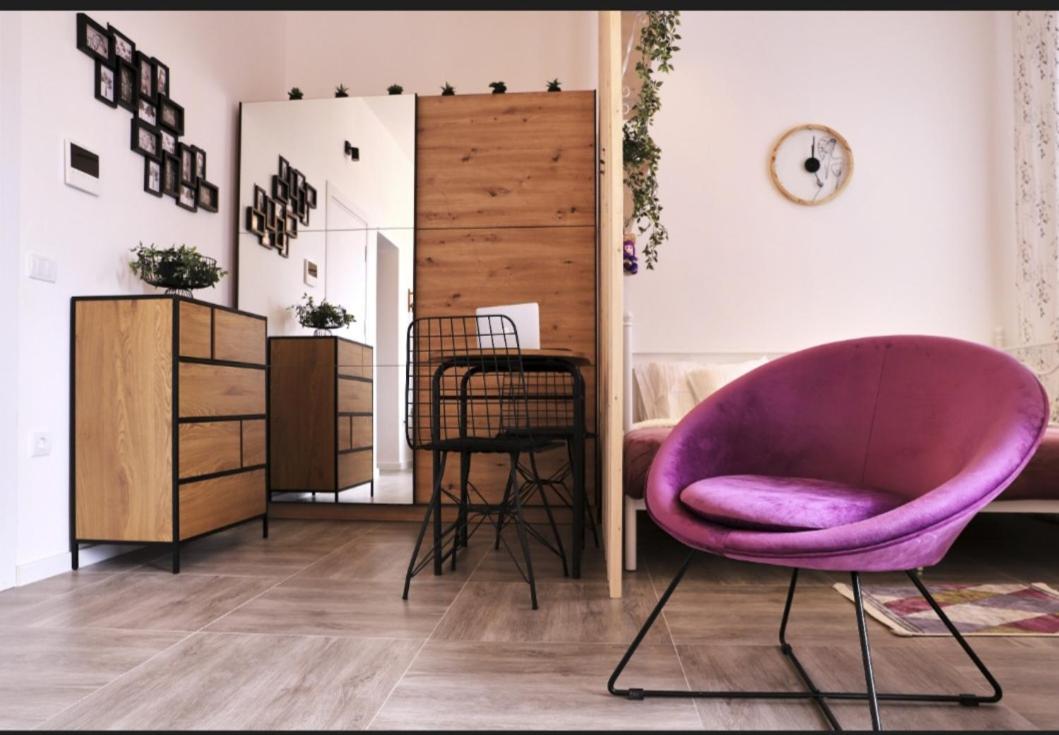 Studio Apartment, 5 Minutes To The Beach Bar Zewnętrze zdjęcie