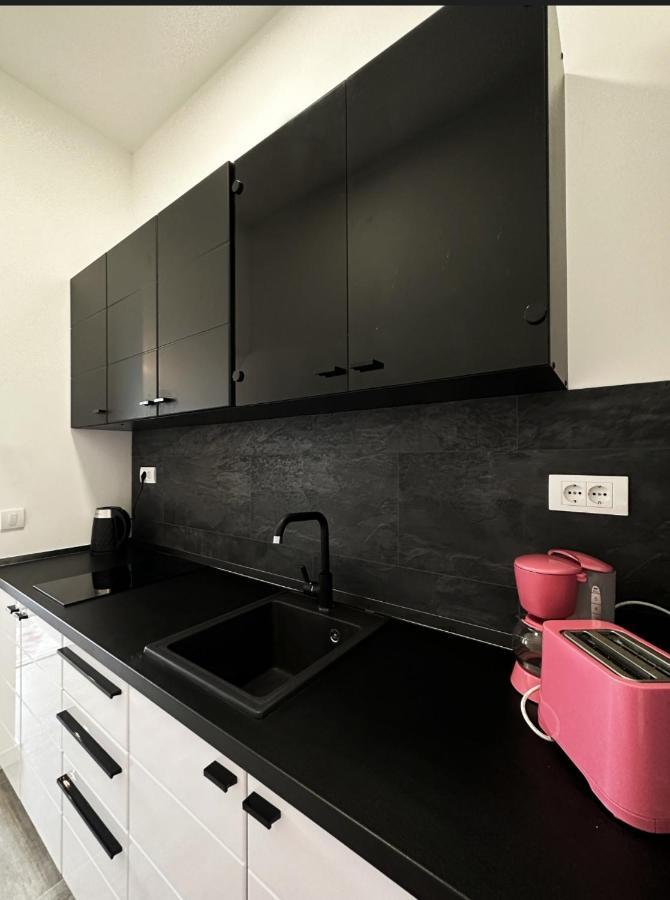 Studio Apartment, 5 Minutes To The Beach Bar Zewnętrze zdjęcie