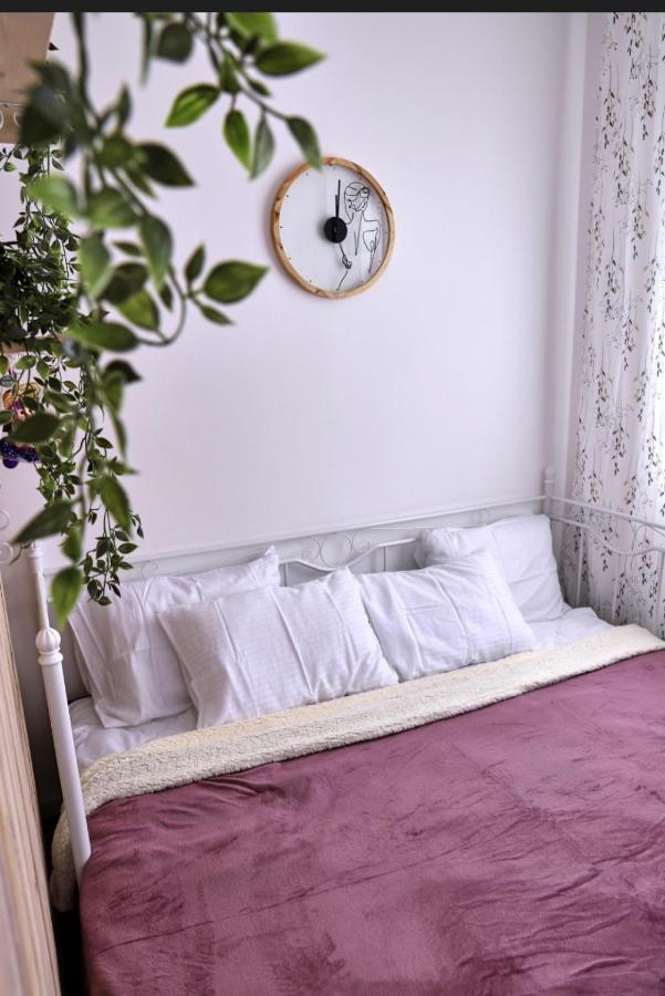 Studio Apartment, 5 Minutes To The Beach Bar Zewnętrze zdjęcie